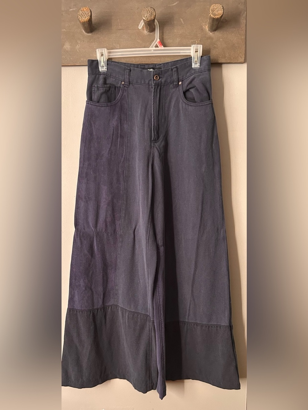 Desigual lyocell cropped pants - Picture 3 of 16